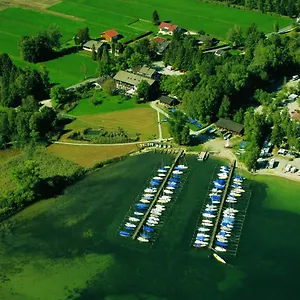 Hotel Zum Fischer Am ***s, Prien